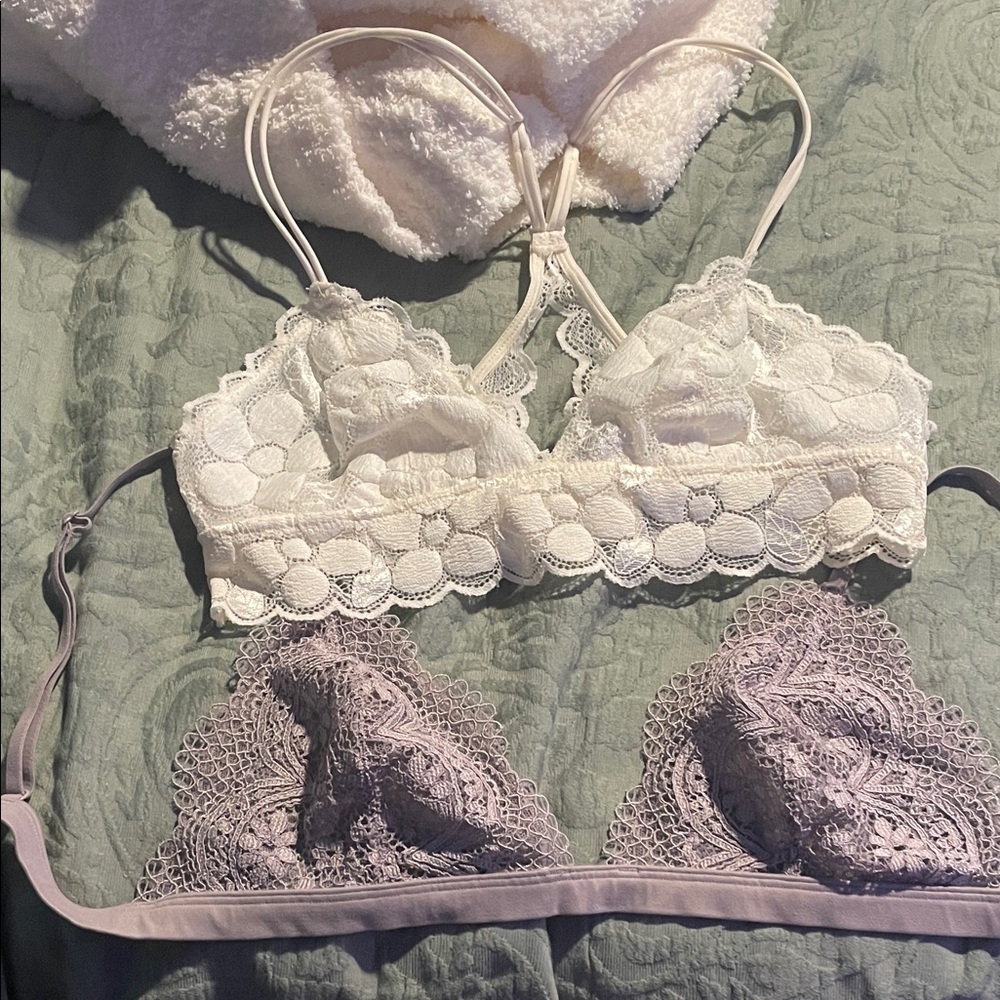 Elegant Lace Bralette Set - White and Gray